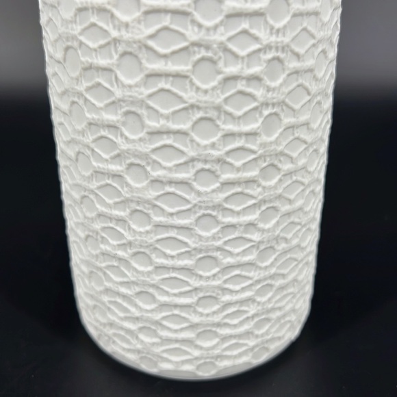 Vintage Heinrich Germany Vase - Picture 4 of 8